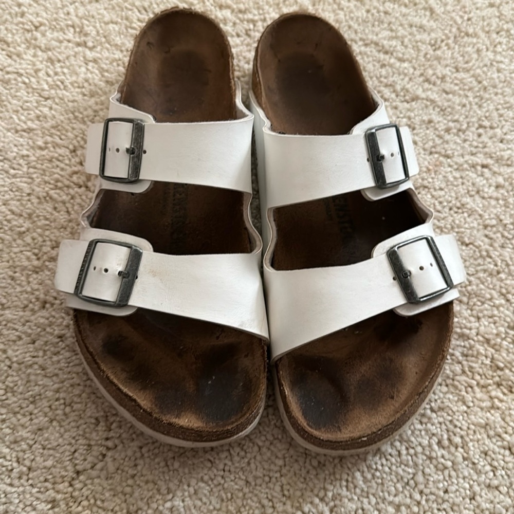BRIKEN STOCKS SIZE 44 MEN US (11)